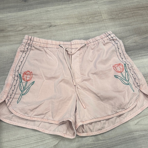 Pilcro Pants - Plicro tulip shorts. Hard to find.
